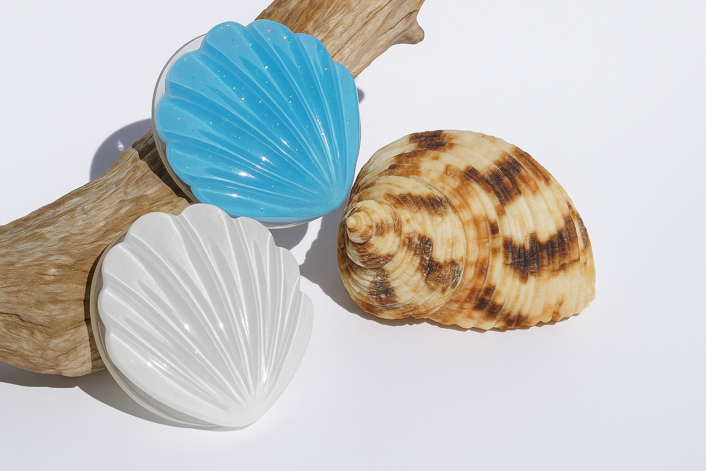 Ocean Vibes Handygriff in Muschelform